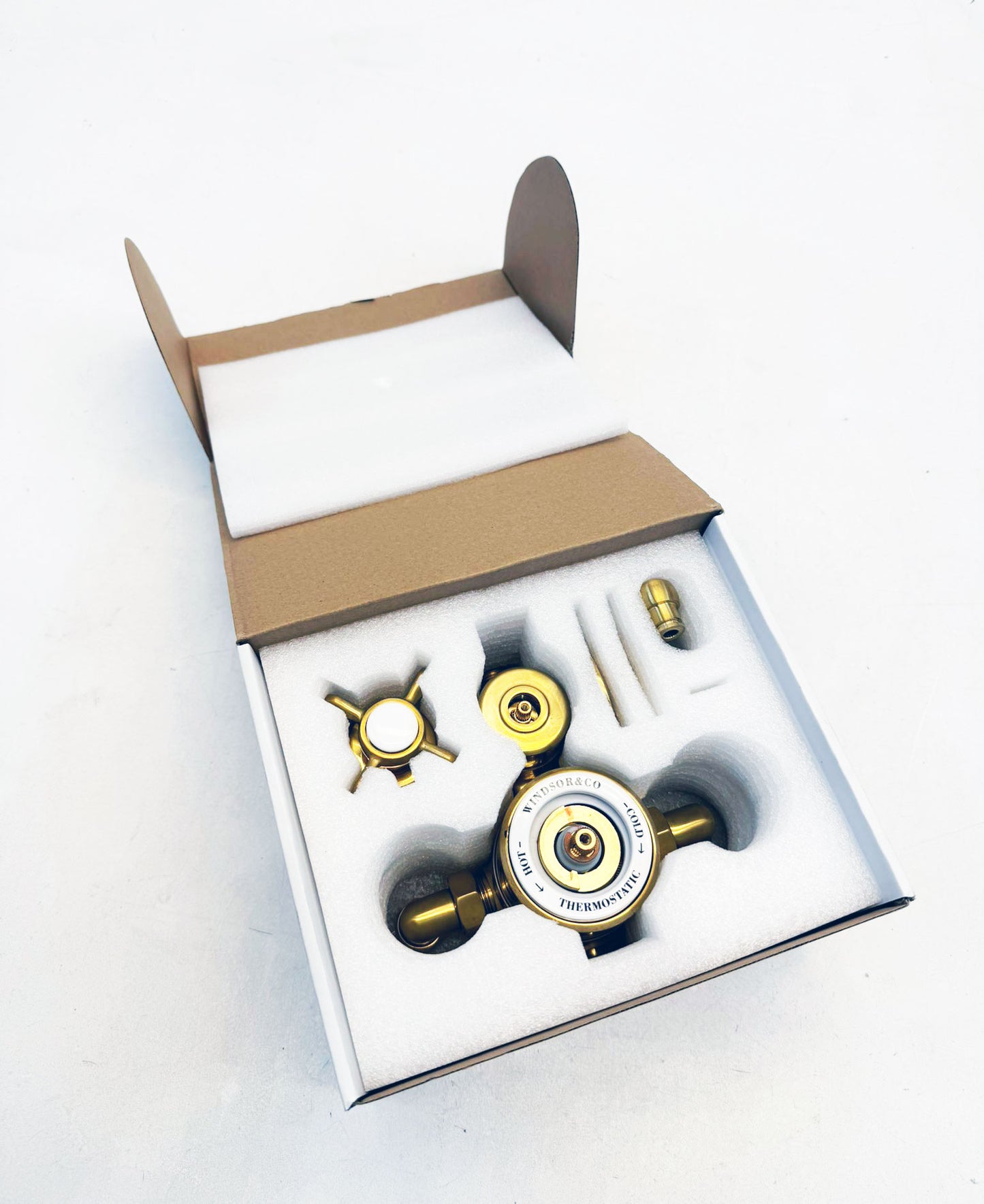 Windsor & Co klassieke losse opbouw thermostaatkraan met één weg, gepolijst messing (living color)