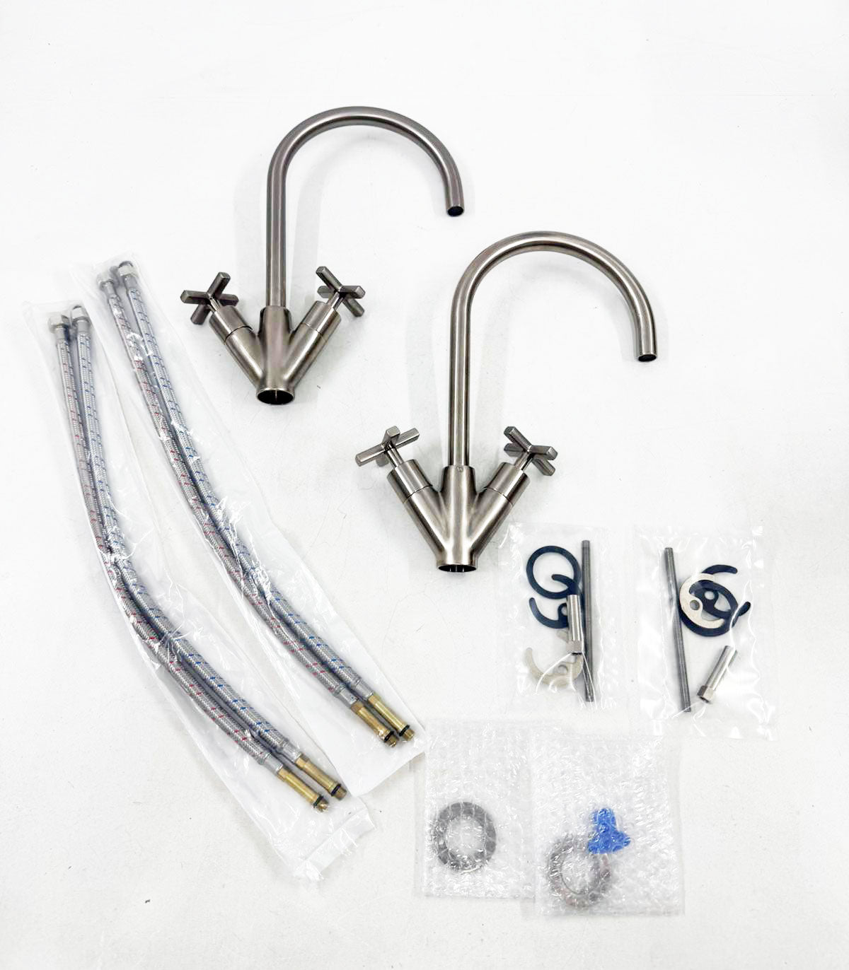 2 X Treemme Basetta Line met kruisgrepen hoge design wastafelkranen geborsteld nikkel