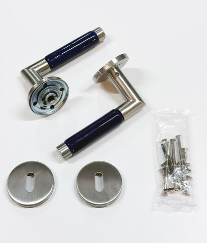 Design deurklinken – RVS met blauw porseleinen handgreep