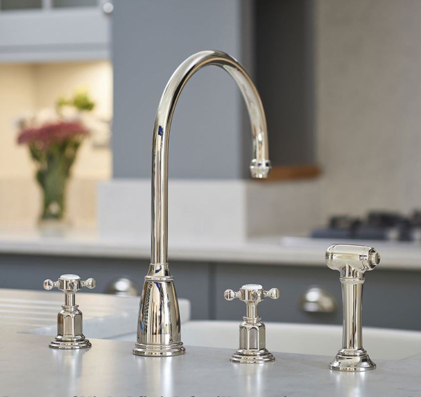 Perrin & Rowe Athenian klassieke 4-gats keukenkraan met handdouche, chroom