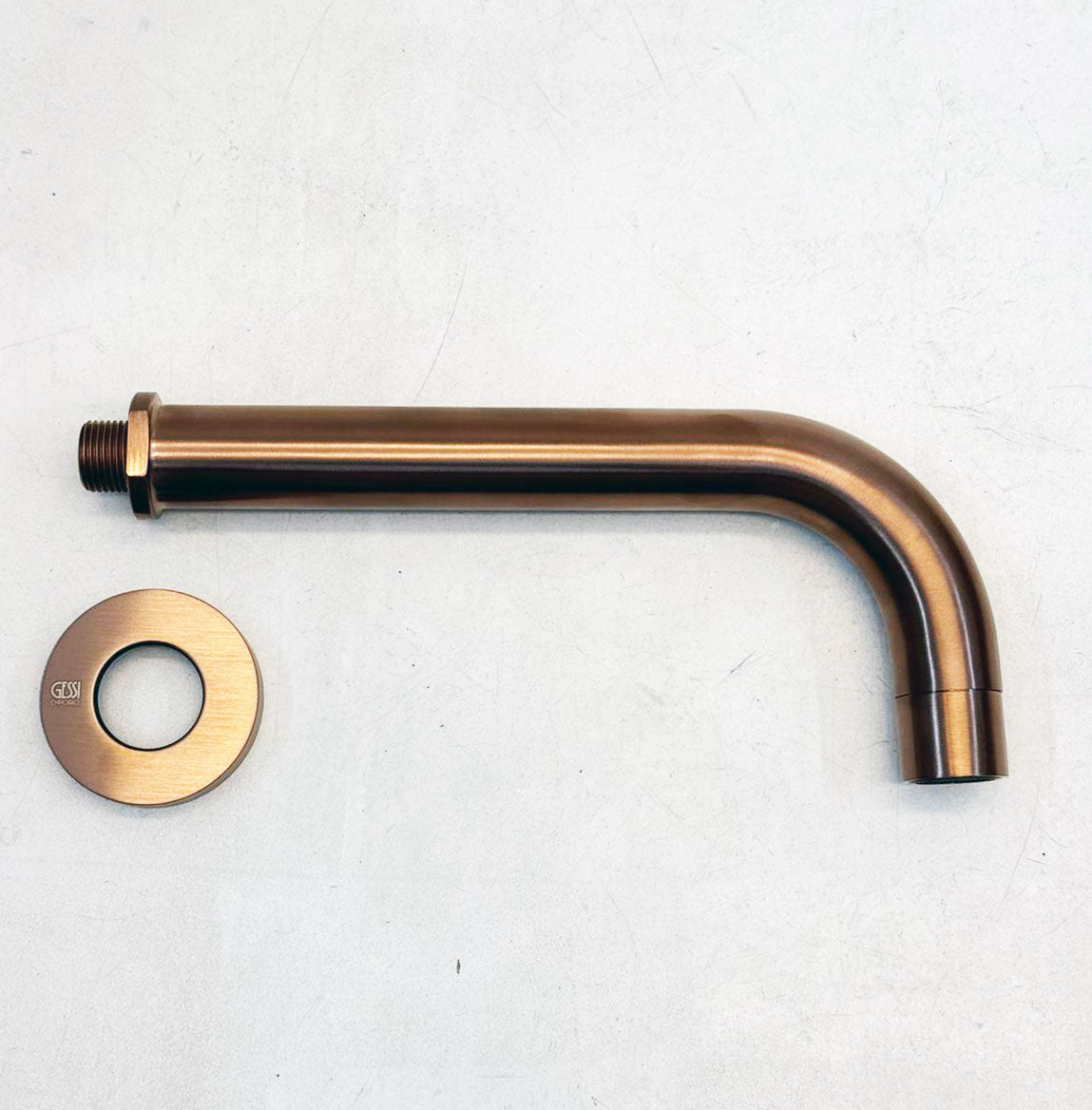 Gessi Via Tortona ronde wand uitloop sprong 23,3 cm geborsteld koper PVD