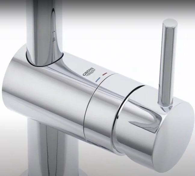 GROHE Minta keukenkraan C-uitloop met uittrekbare mousseur chroom 