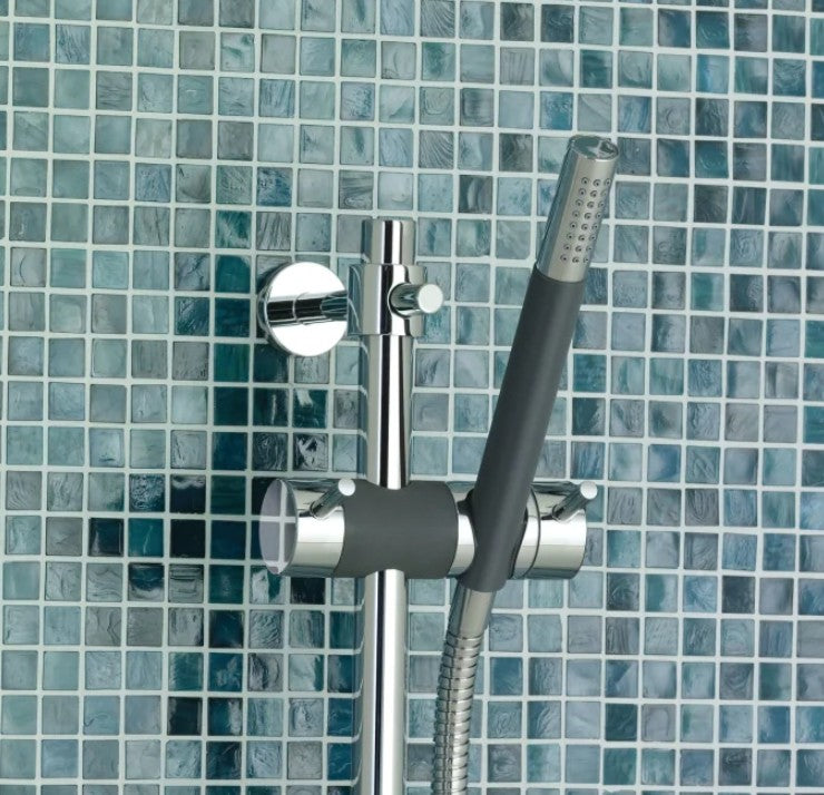 Vola T34-16 glijstangset met handdouche T2 en metalen doucheslang 1500 mm, totale lengte 630 mm, chroom