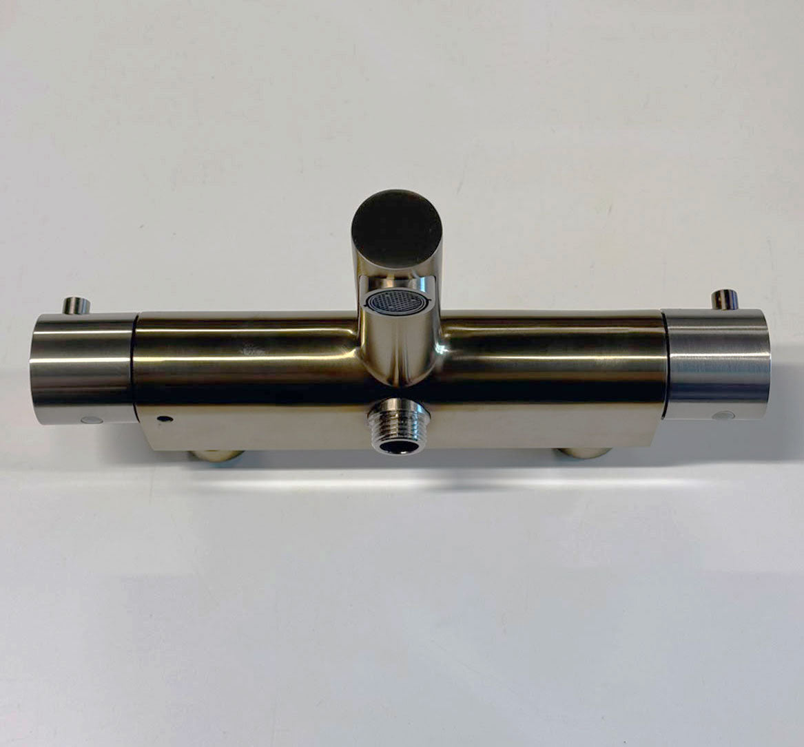 Wiesbaden Chic badkraan Cool Touch thermostatisch geborsteld staal