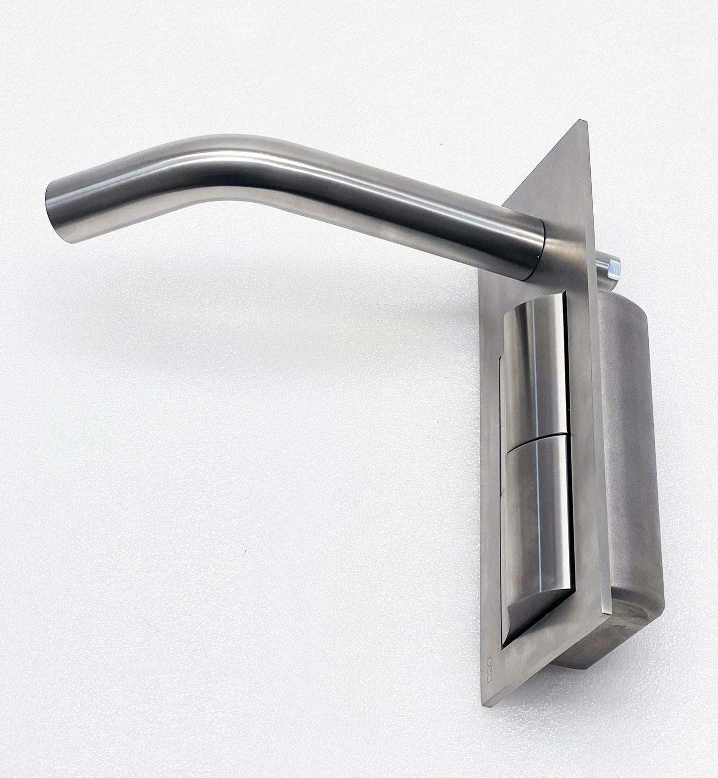 CEA DESIGN Switch 01 bijzonder design wandmengkraan RVS (showmodel)