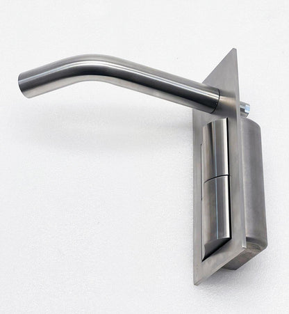 CEA DESIGN Switch 01 bijzonder design wandmengkraan RVS (showmodel)