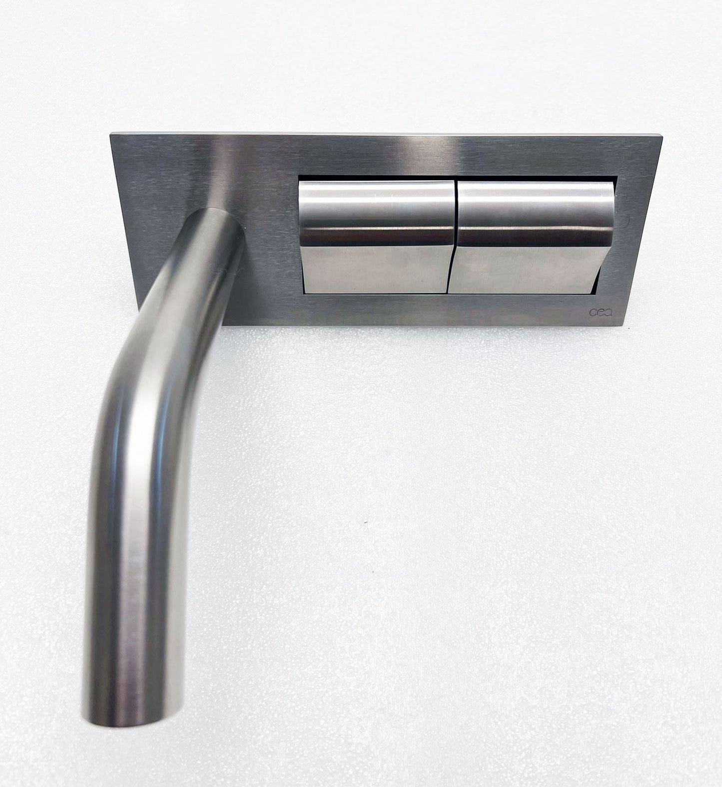 CEA DESIGN Switch 01 bijzonder design wandmengkraan RVS (showmodel)